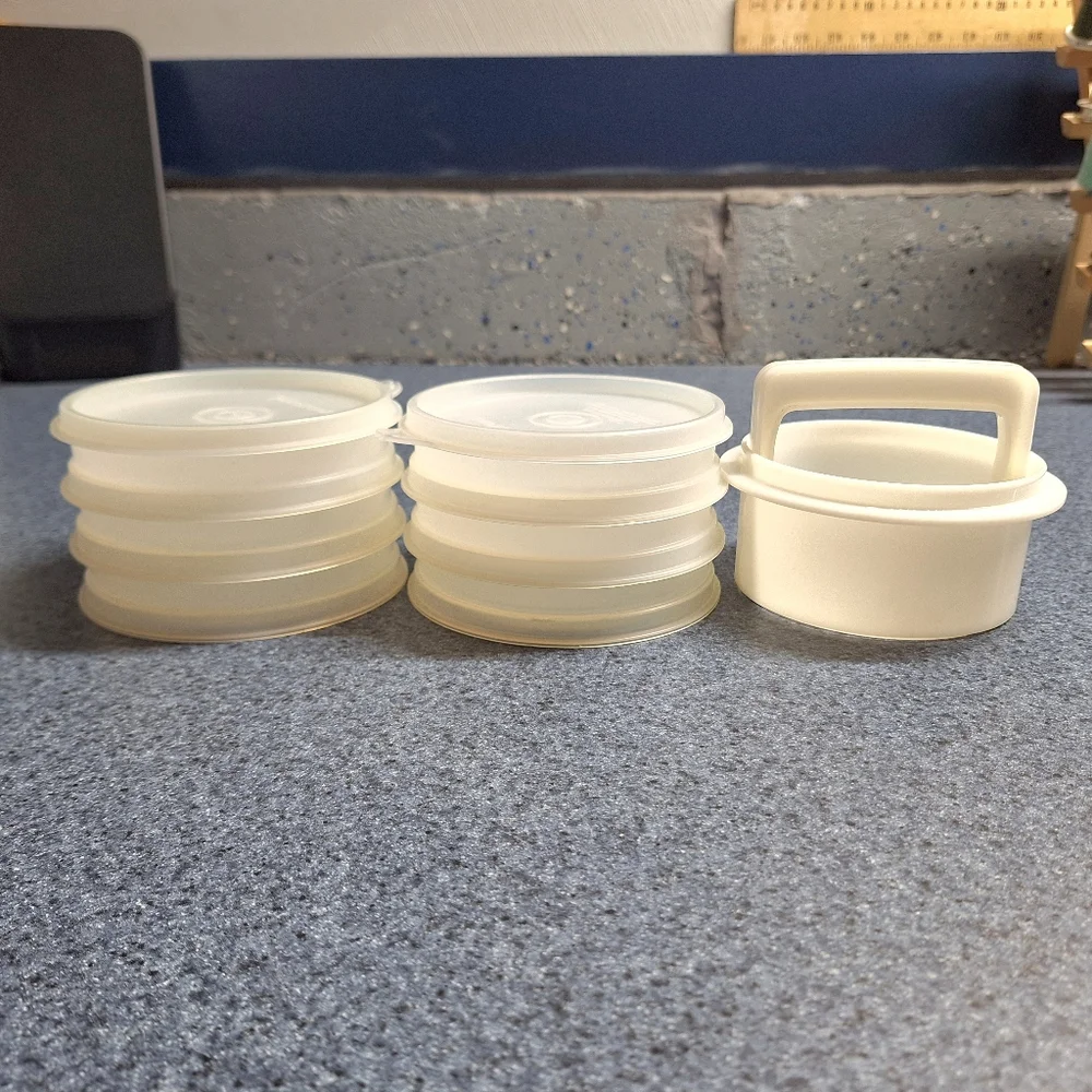 Tupperware Hamburger Patty Press & Keeper, Set of 6